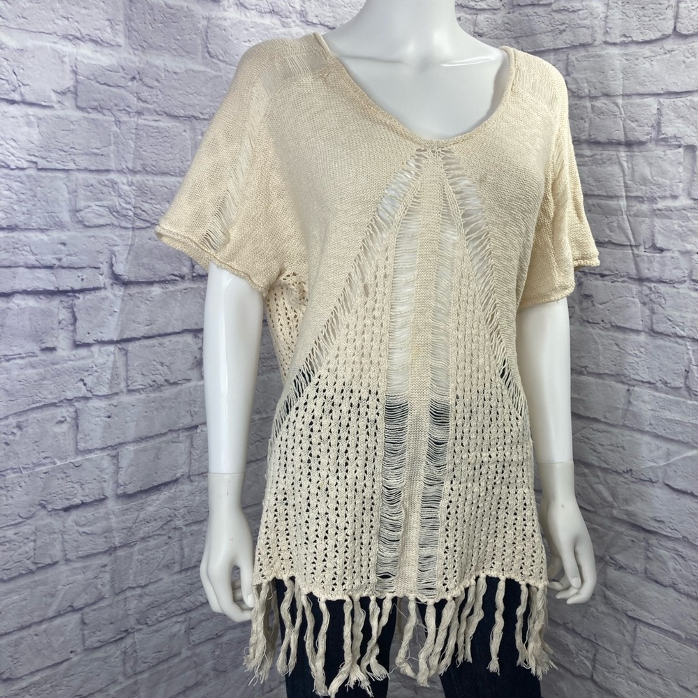 ✨ Sloane Rouge for Anthropologie Boho Fringe Top – Effortless Festival Vibes 🤍🌿✨ - Picture 5 of 12